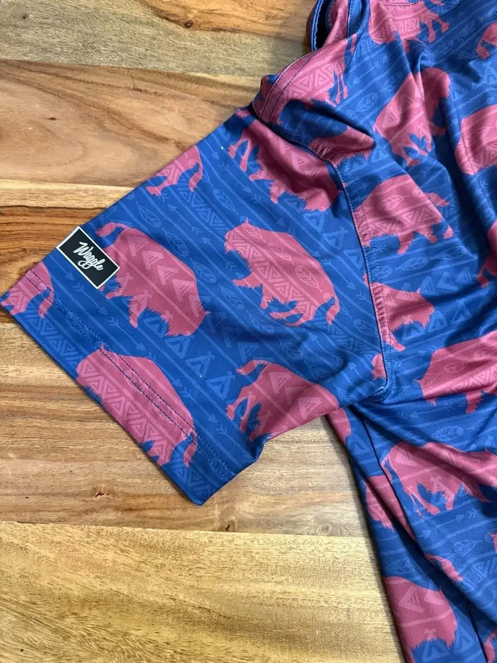 Waggle Golf Men's Buffalo After Dark Native Print Performance Polo Shirt, large - Picture 4 of 4